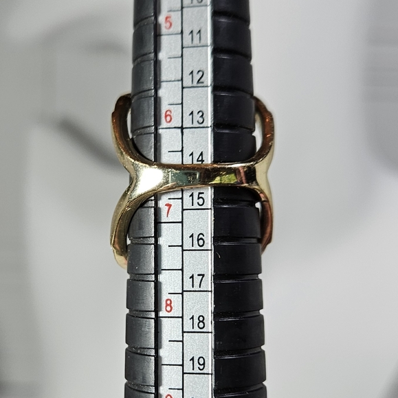 Ring - Picture 6 of 6